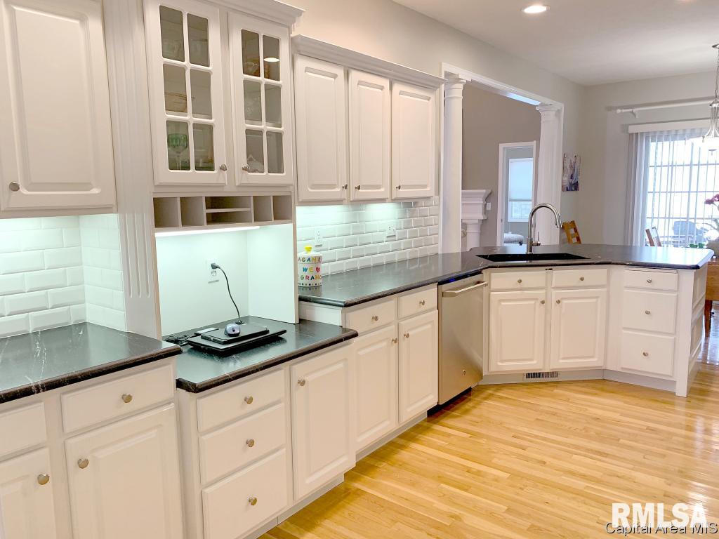 2501 Sage Lane Springfield, IL 62711 - Photo 17 of 35