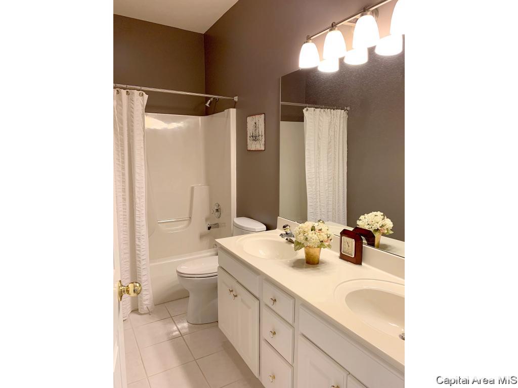 2501 Sage Lane Springfield, IL 62711 - Photo 31 of 35