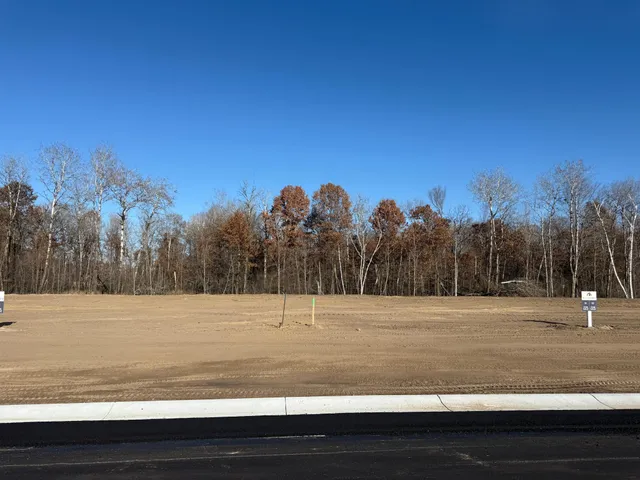 $499,990 | 8208 Haywood Drive, Lino Lakes, MN 55014