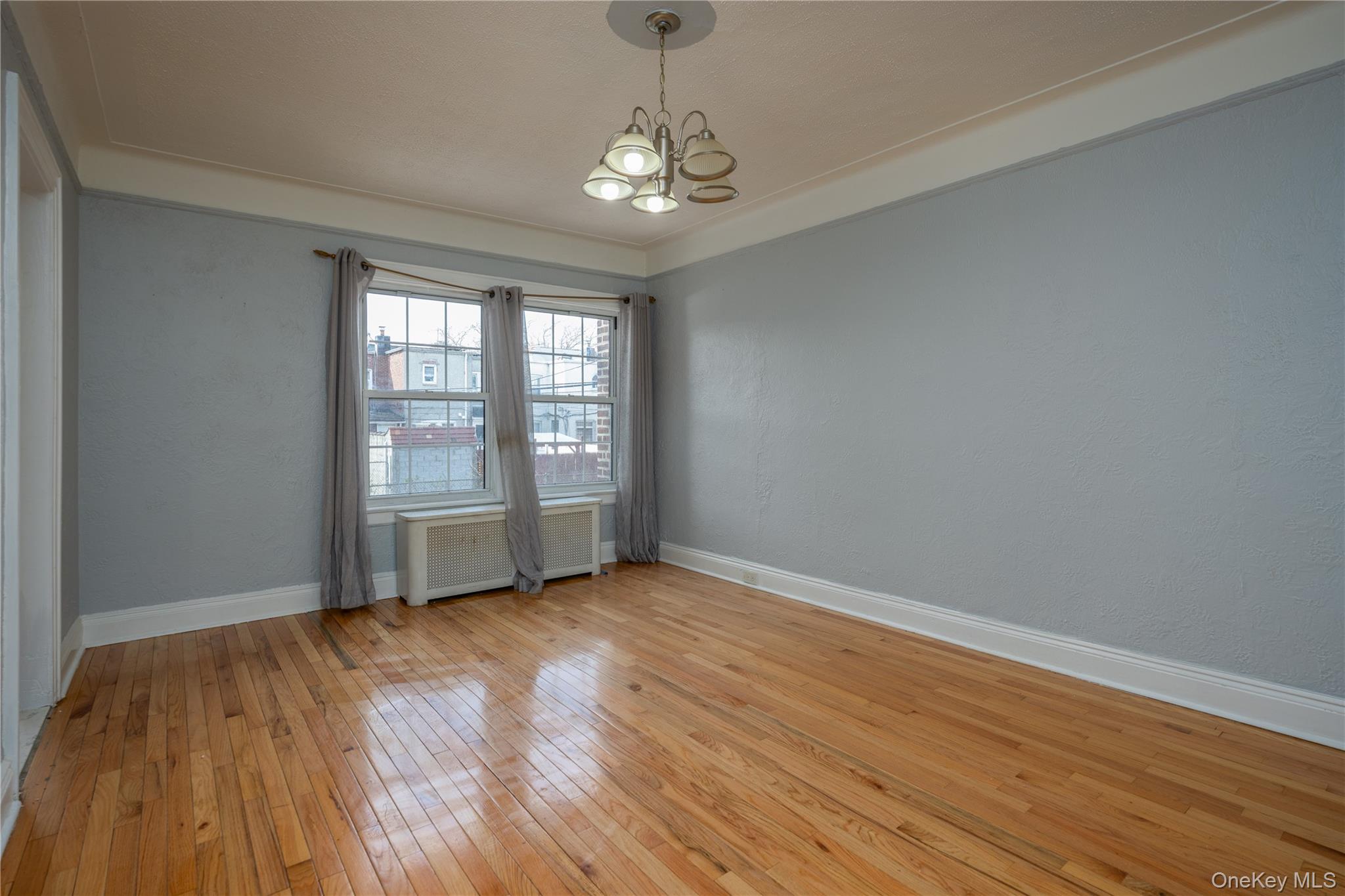 179-65 Selover Road Queens, NY 11434 - Photo 10 of 33 Dining Room10'6" x 14'9"
