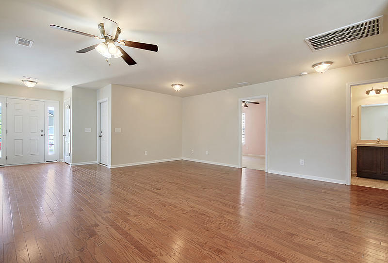 202 Brittondale Road Summerville, SC 29485 - Photo 10 of 34 IMG_0175_IMG_0179-copy