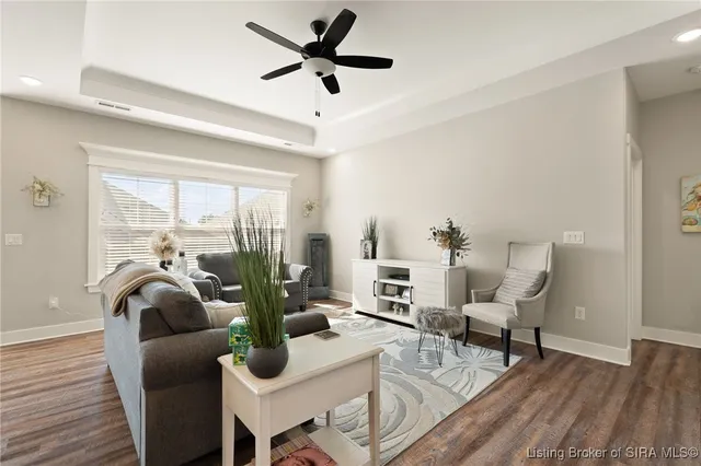 $329,900 | 3920 Windsor Creek Drive, New Albany, IN 47150