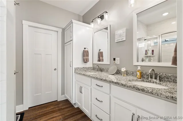 $329,900 | 3920 Windsor Creek Drive, New Albany, IN 47150