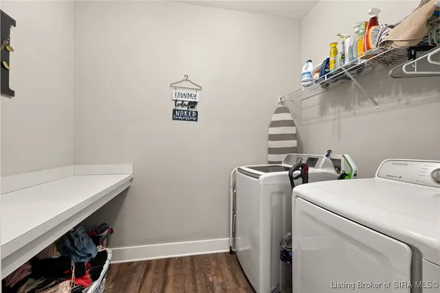 $329,900 | 3920 Windsor Creek Drive, New Albany, IN 47150