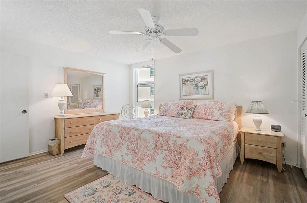 6518 Midnight Pass Road, Unit 310 Sarasota, FL 34242 - Photo 23 of 56