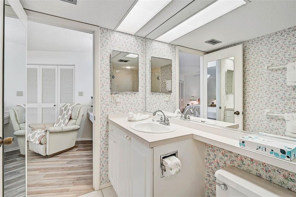 6518 Midnight Pass Road, Unit 310 Sarasota, FL 34242 - Photo 26 of 56