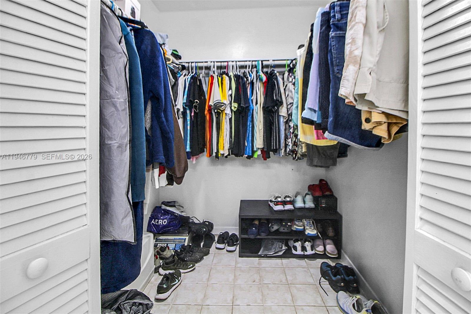 7961 Southwest 198th Street Cutler Bay, FL 33189 - Photo 11 of 47