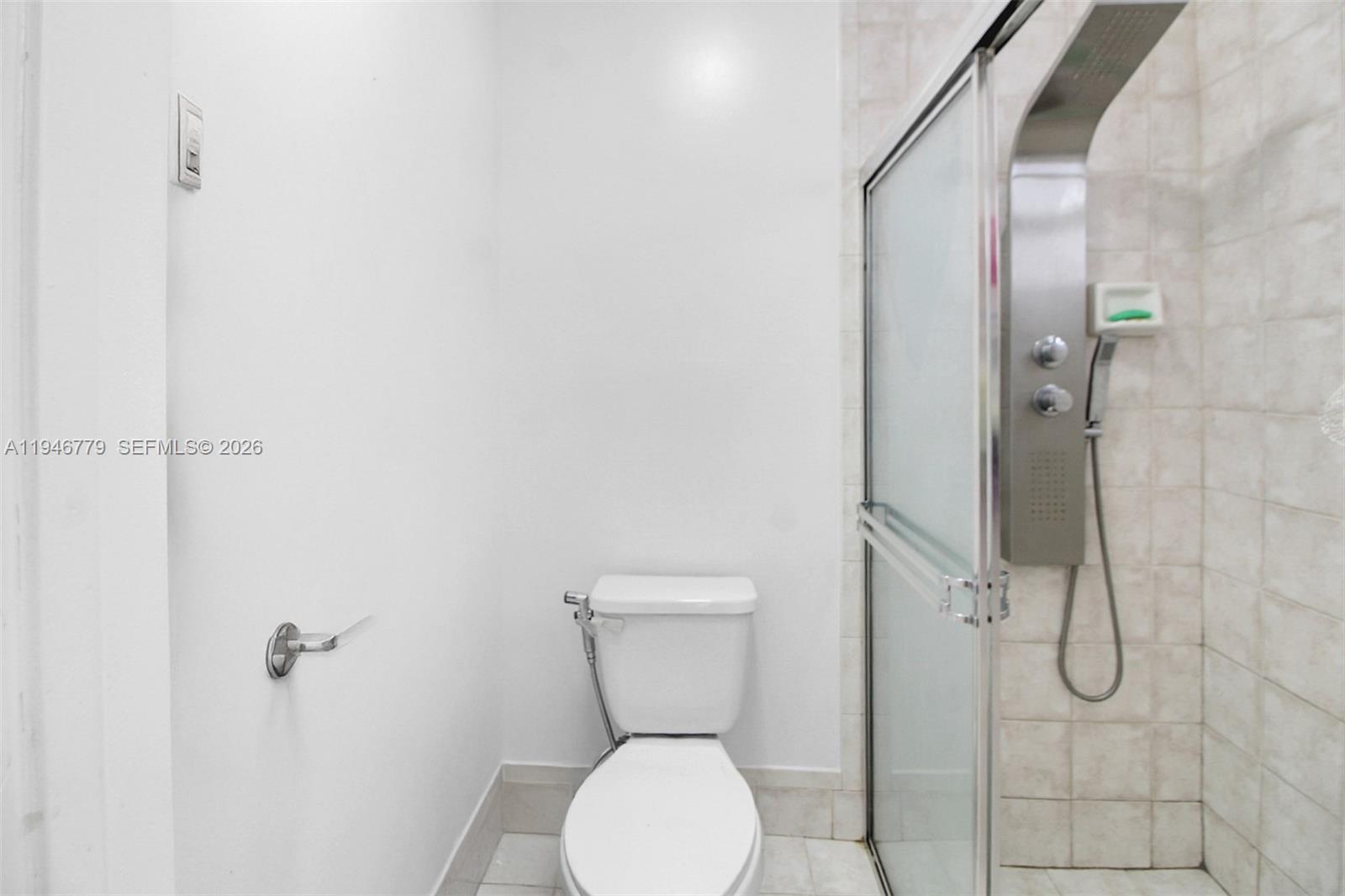 7961 Southwest 198th Street Cutler Bay, FL 33189 - Photo 12 of 47