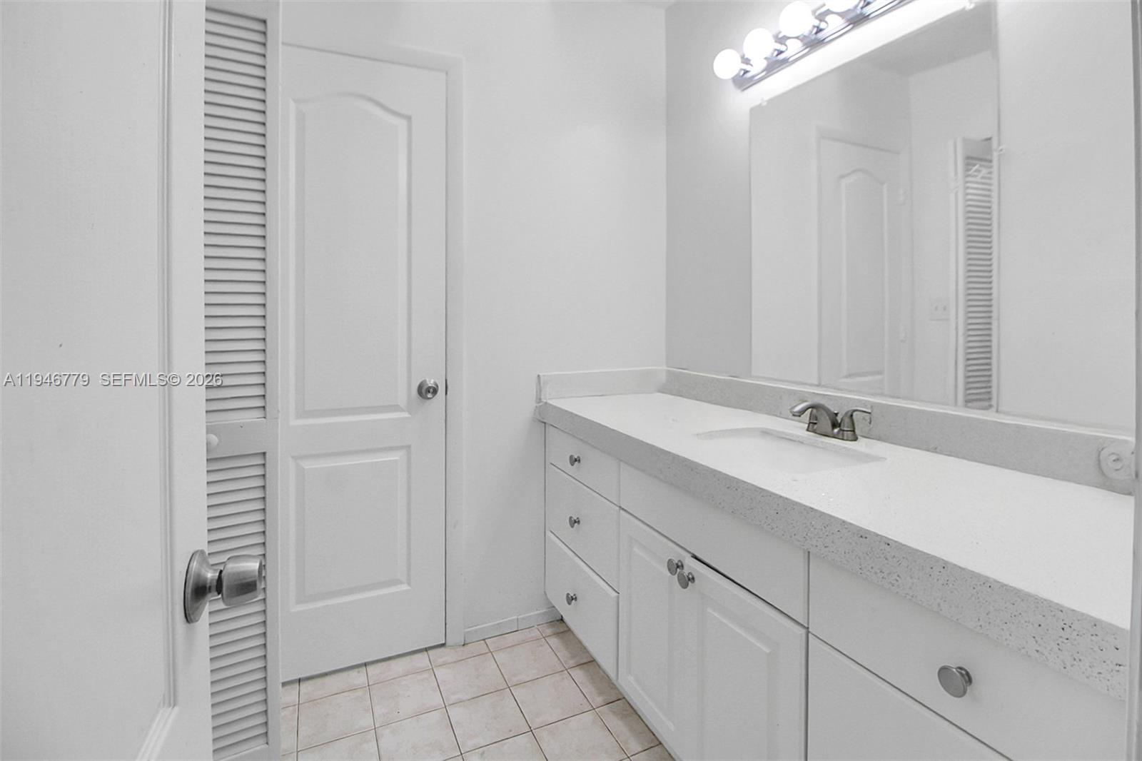 7961 Southwest 198th Street Cutler Bay, FL 33189 - Photo 10 of 47