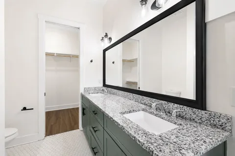 $569,500 | 2129 Wooddale Lane, Nashville, TN 37214