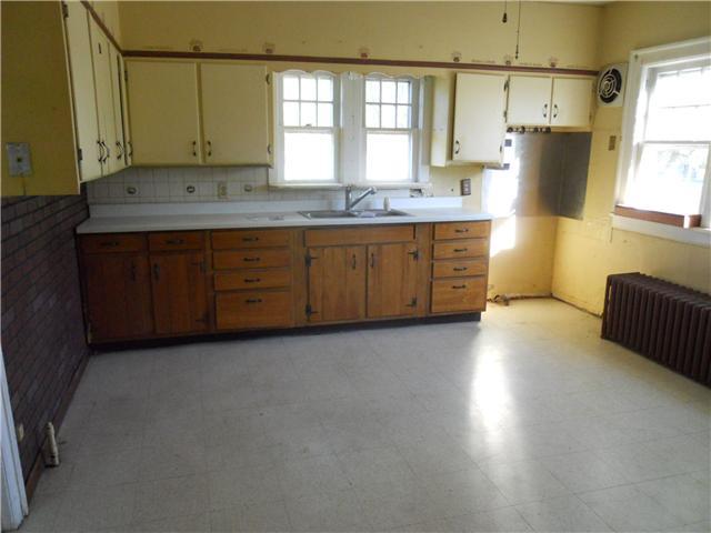 2201 South Hunter Road Indianapolis, IN 46239 - Photo 3 of 9 Gallery Image 3