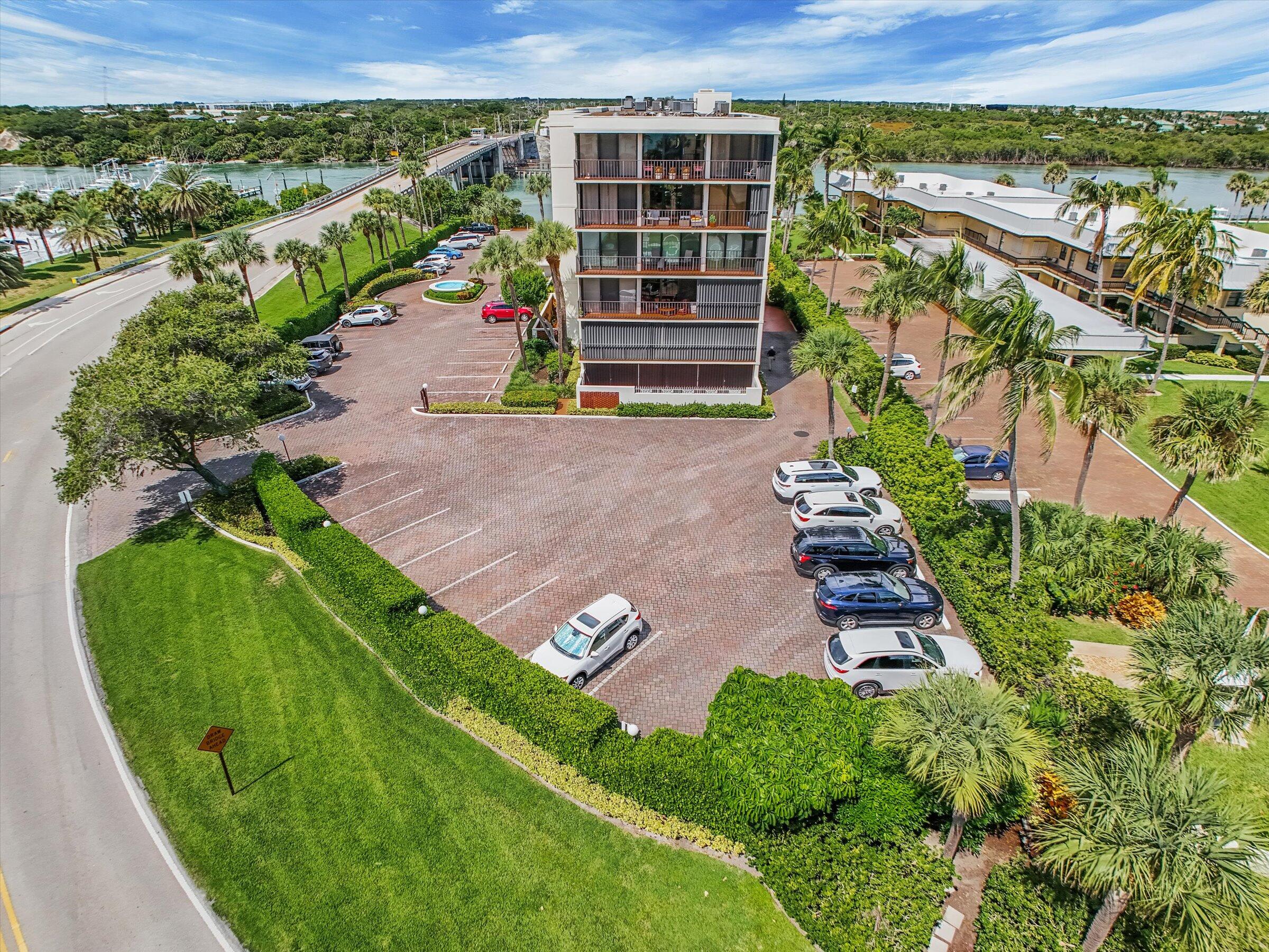 225 South Beach Road, Unit 205 Tequesta, FL 33469 - Photo 22 of 43 35-225 S Beach Road-35