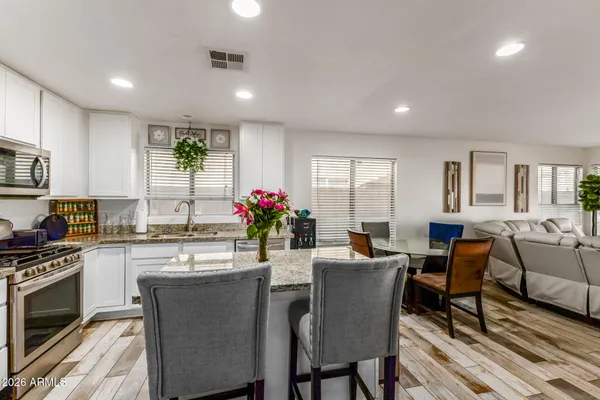 $549,900 | 2910 East Windsong Drive, Phoenix, AZ 85048