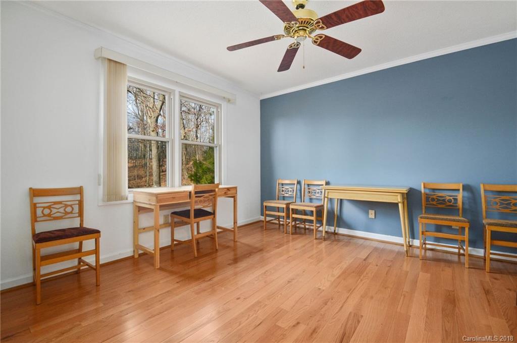 11607 Timber Ridge Road Charlotte, NC 28213 - Photo 16 of 24 Gallery Image 16