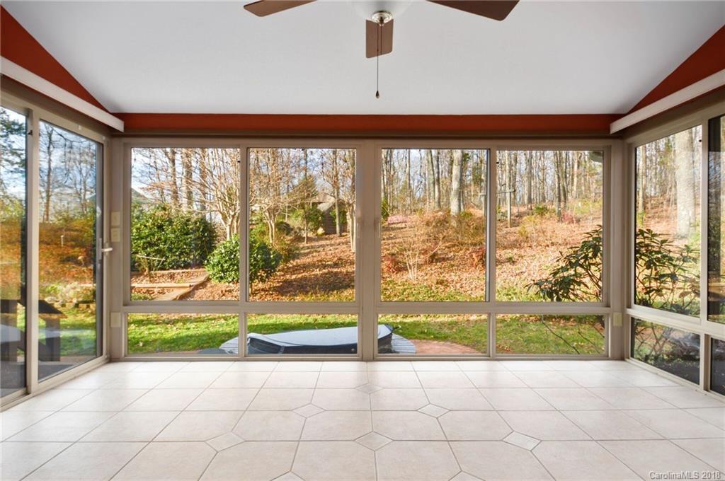 11607 Timber Ridge Road Charlotte, NC 28213 - Photo 17 of 24 Gallery Image 17