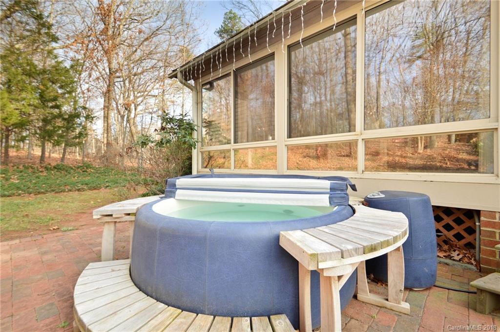 11607 Timber Ridge Road Charlotte, NC 28213 - Photo 18 of 24 Gallery Image 18
