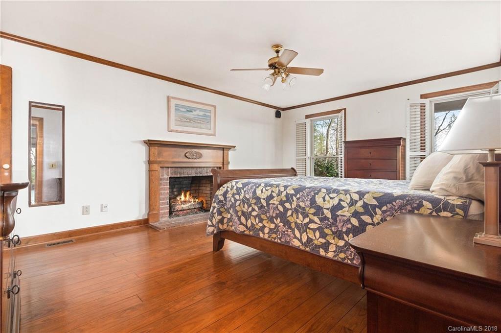 11607 Timber Ridge Road Charlotte, NC 28213 - Photo 5 of 24 Gallery Image 5