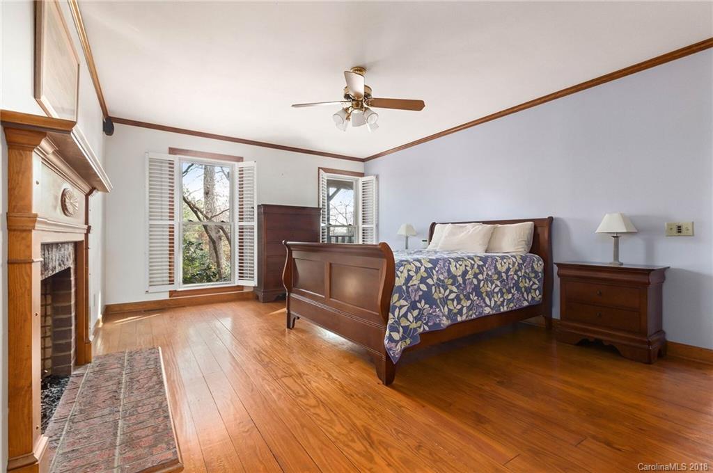 11607 Timber Ridge Road Charlotte, NC 28213 - Photo 6 of 24 Gallery Image 6