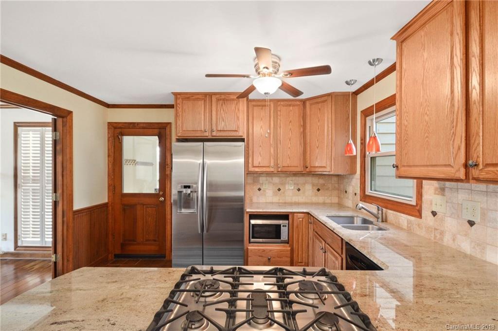 11607 Timber Ridge Road Charlotte, NC 28213 - Photo 10 of 24 Gallery Image 10