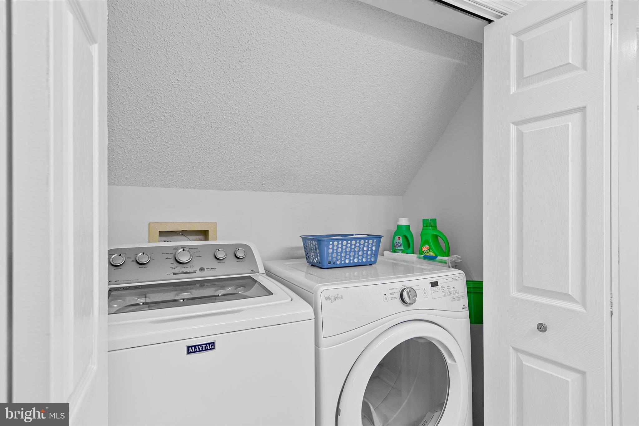 132 Jamestown Road, Unit 601 Ocean City, MD 21842 - Photo 24 of 37 a utility room with dryer and washer