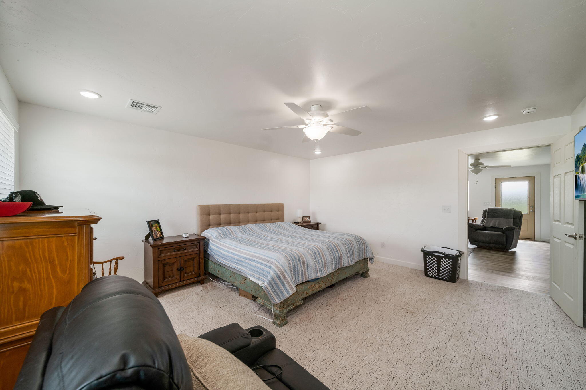 13737 East 380 Road Jay, OK 74346 - Photo 50 of 90 Shop apartment bedroom