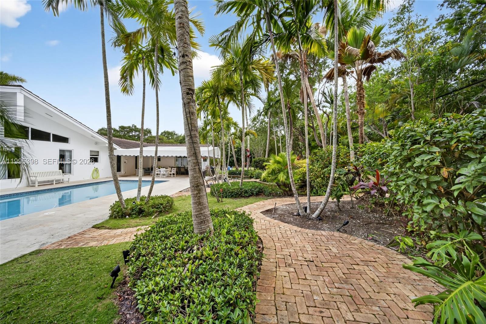 12330 Pine Needle Lane Pinecrest, FL 33156 - Photo 26 of 45