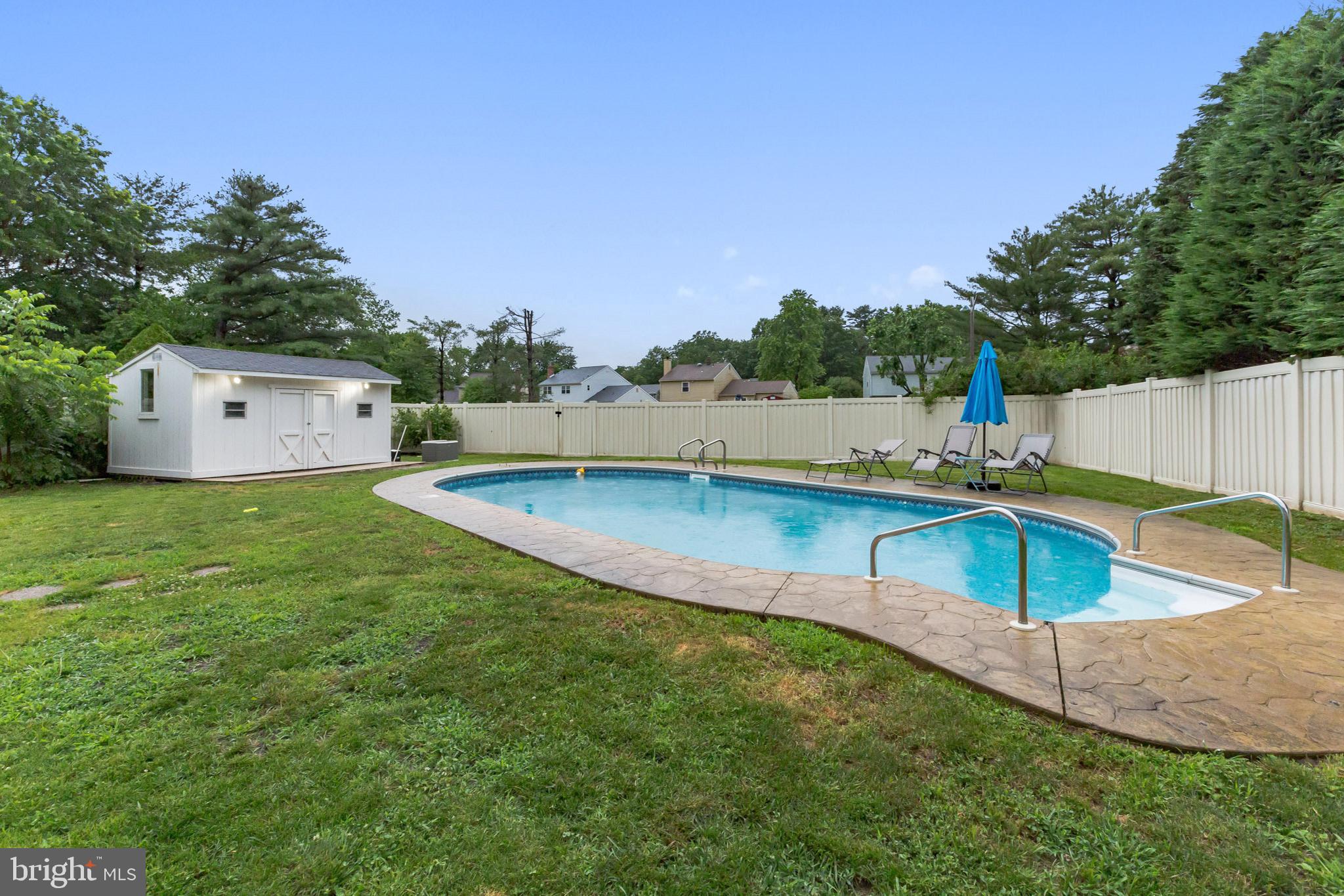 11 Devonshire Road Mount Laurel, NJ 08054 - Photo 4 of 25 Gallery Image 4