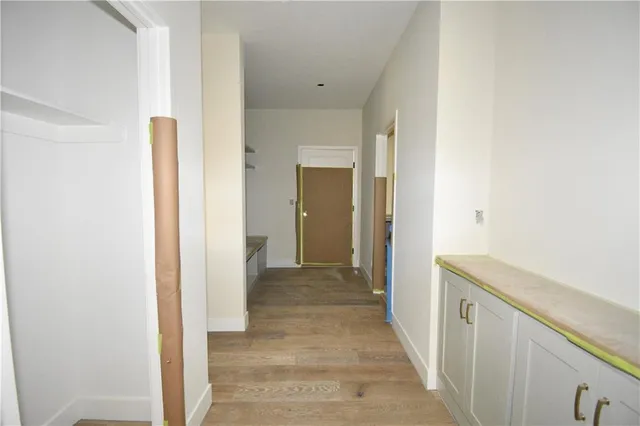 $899,500 | 8364 Northeast 77th Terrace, Kansas City, MO 64158