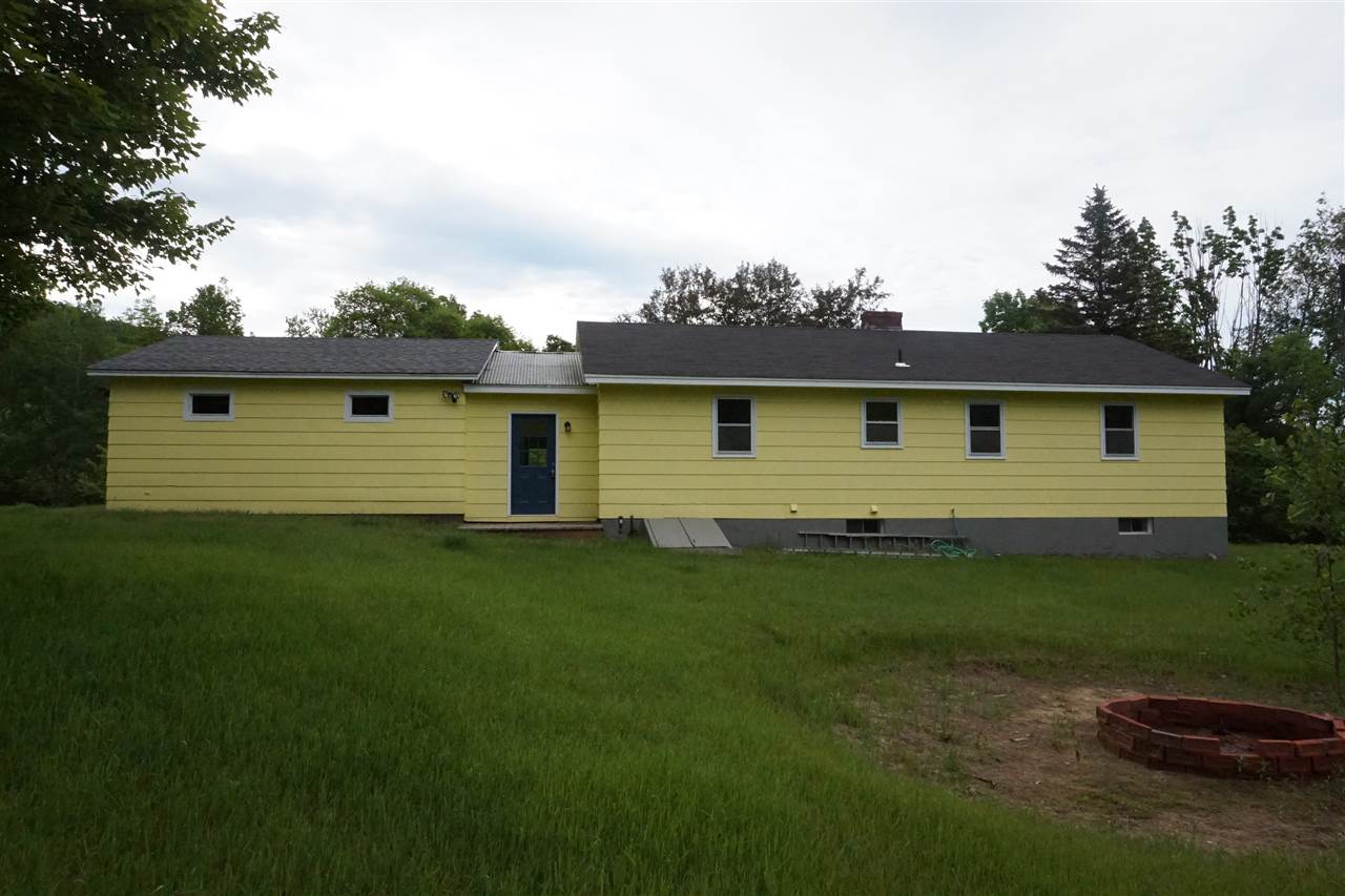 220 Tigertown Road Hartford, VT 05001 - Photo 2 of 24 Gallery Image 2