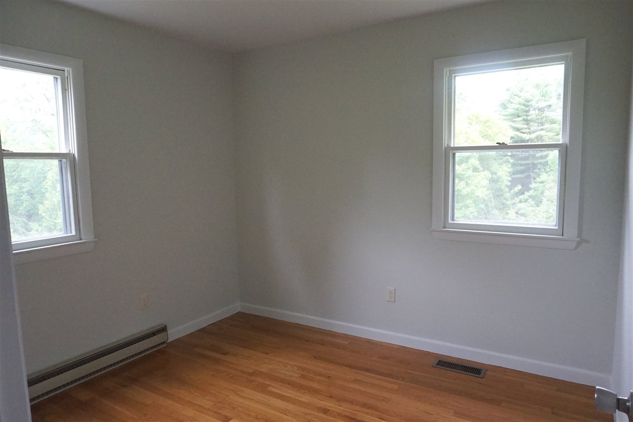 220 Tigertown Road Hartford, VT 05001 - Photo 16 of 24 Gallery Image 16
