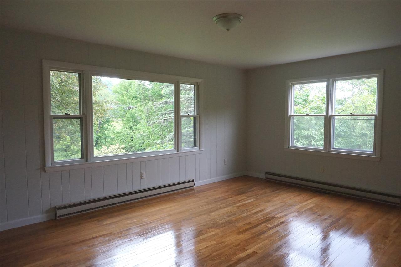 220 Tigertown Road Hartford, VT 05001 - Photo 10 of 24 Gallery Image 10