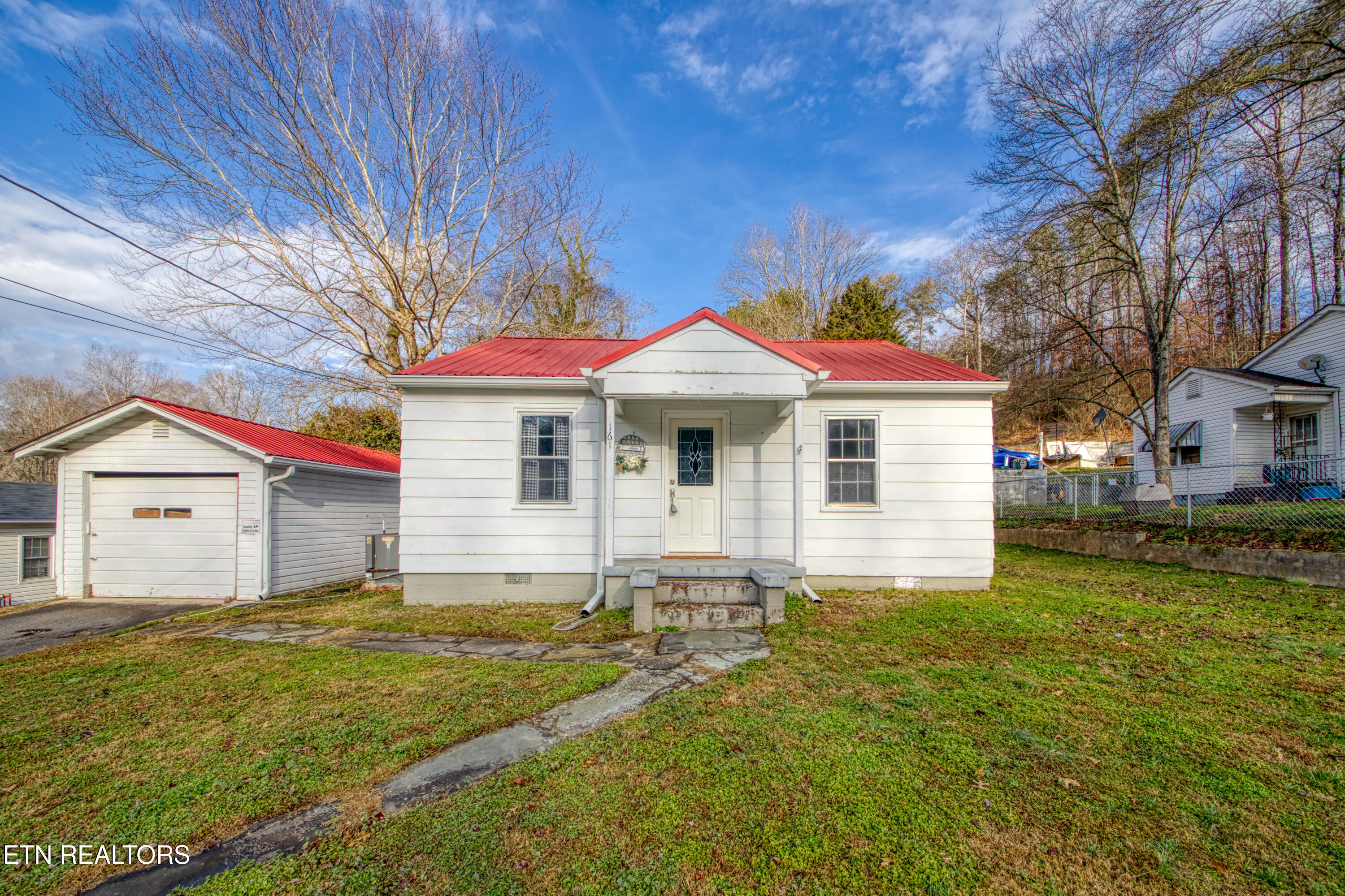 161 Tub Springs Road Harriman, TN 37748 - Photo 1 of 16 0H3A0106_1