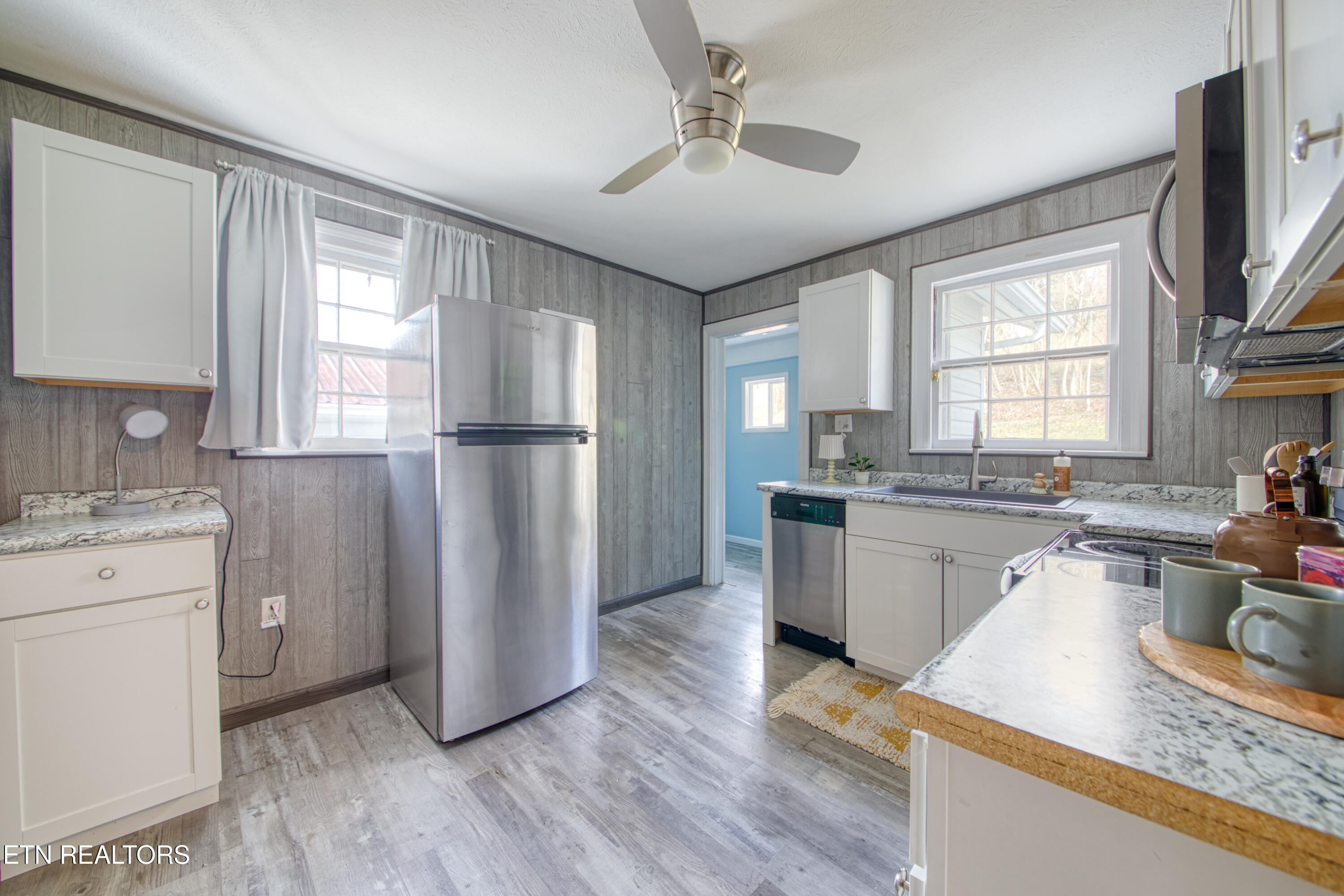 161 Tub Springs Road Harriman, TN 37748 - Photo 6 of 16 0H3A0123_6