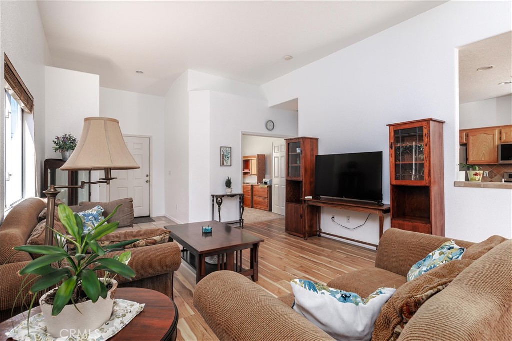 2457 Winding Brook Road Paso Robles, CA 93446 - Photo 6 of 27 Living Area