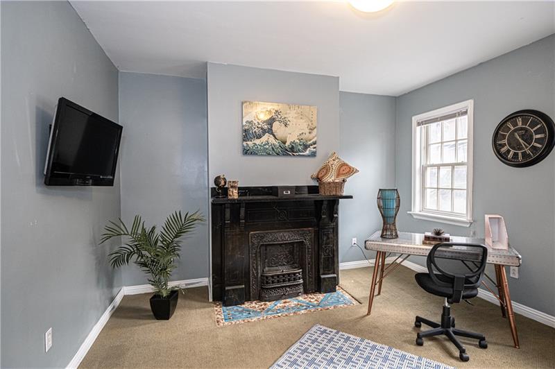 3393 Ridgway Street Pittsburgh, PA 15213 - Photo 18 of 25 Gallery Image 18