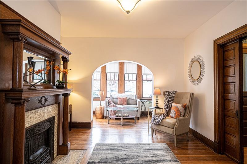 3393 Ridgway Street Pittsburgh, PA 15213 - Photo 3 of 25 Gallery Image 3