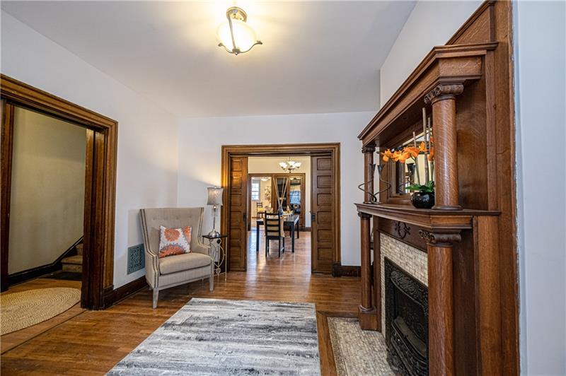 3393 Ridgway Street Pittsburgh, PA 15213 - Photo 5 of 25 Gallery Image 5
