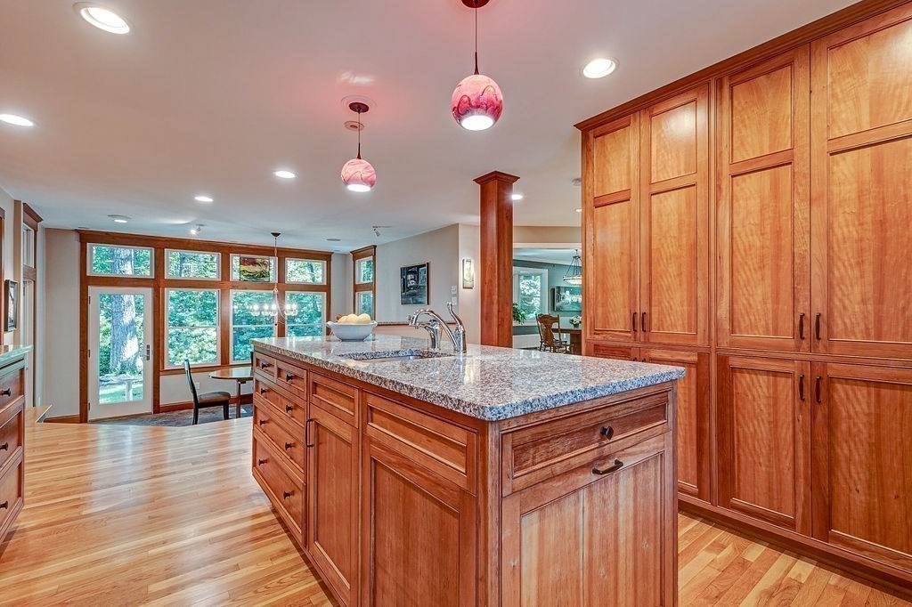 26 Revolutionary Road Acton, MA 01720 - Photo 9 of 37 Gallery Image 9