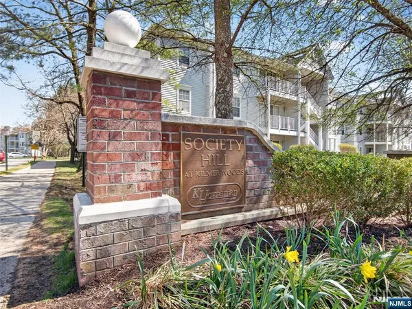 $2,900 | 403 Poets Way, Unit 403, Mahwah, NJ 07430