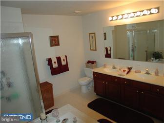 142 Coburn Road Pennington, NJ 08534 - Photo 10 of 12 Bathroom