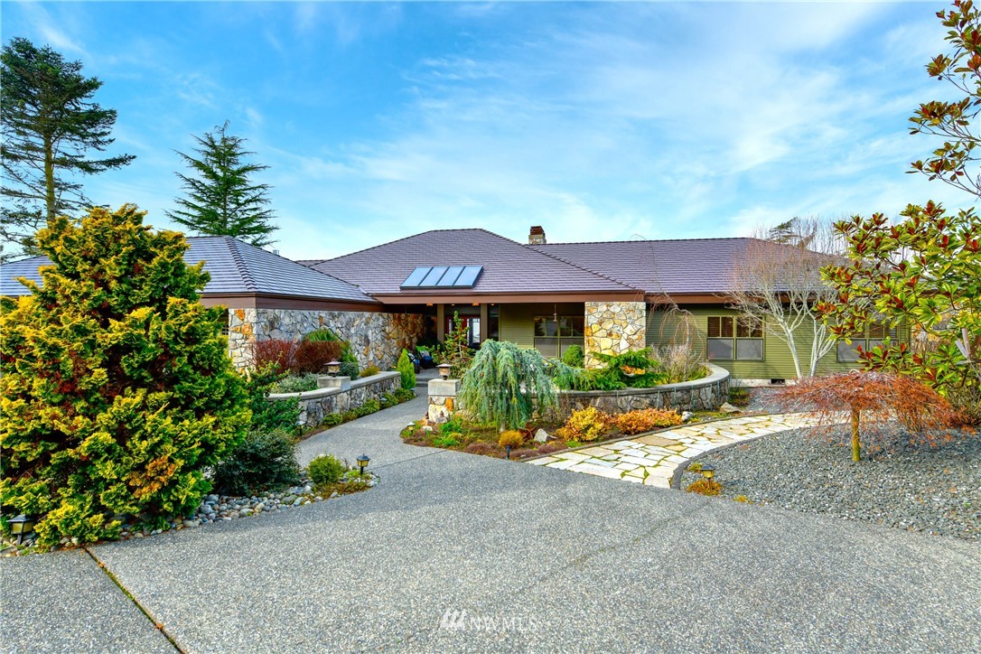 2392 Williams Road Oak Harbor, WA 98277 - Photo 1 of 39 Gallery Image 1