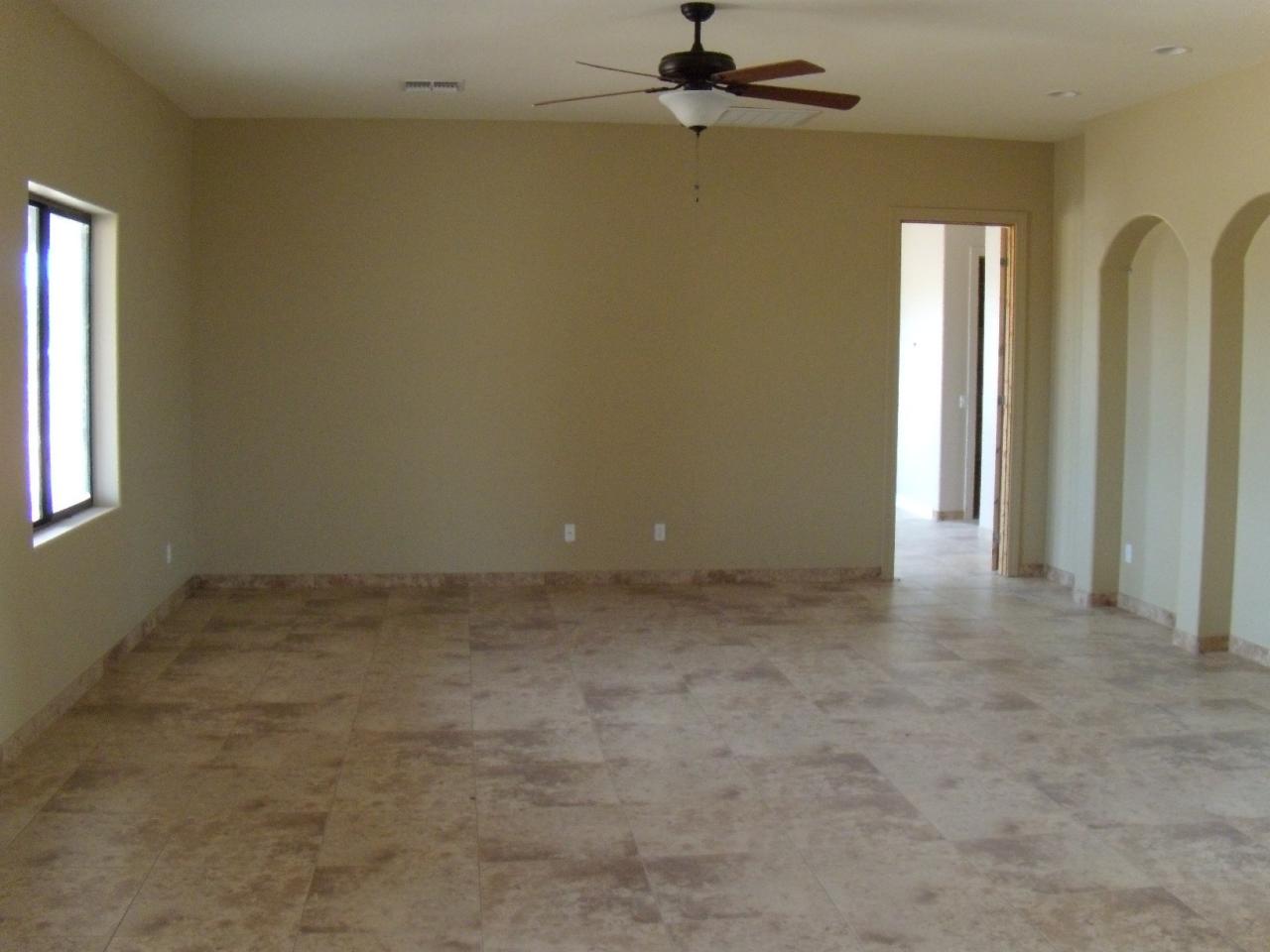 286 South Hilton Road Apache Junction, AZ 85119 - Photo 8 of 27 Great room