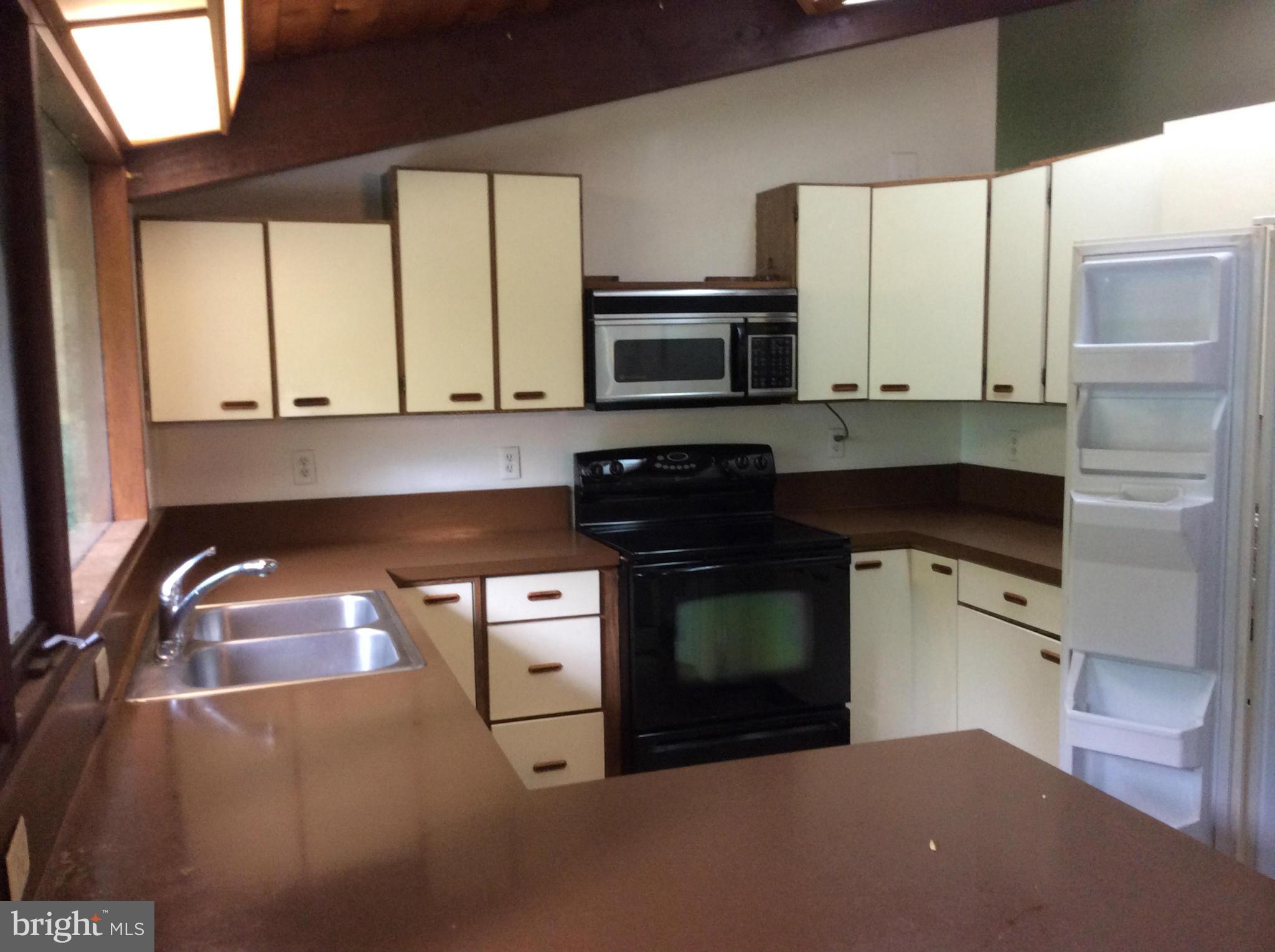 4229 Rocks Road Street, MD 21154 - Photo 5 of 9 Kitchen