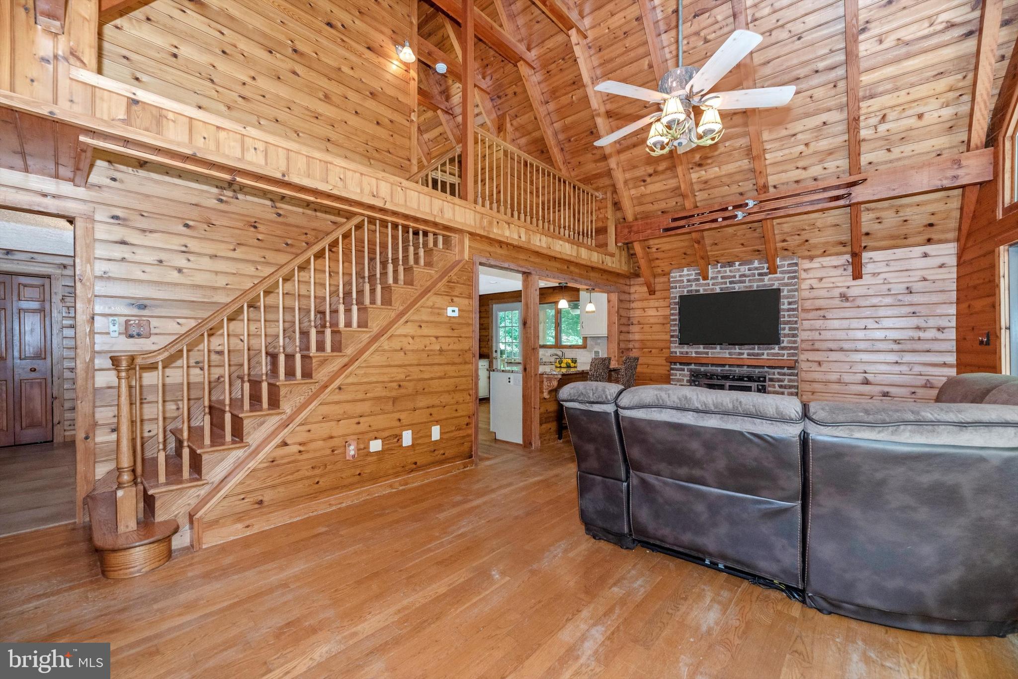 6838 Mountain Church Road Middletown, MD 21769 - Photo 20 of 49 Stairway to primary bedroom suite!