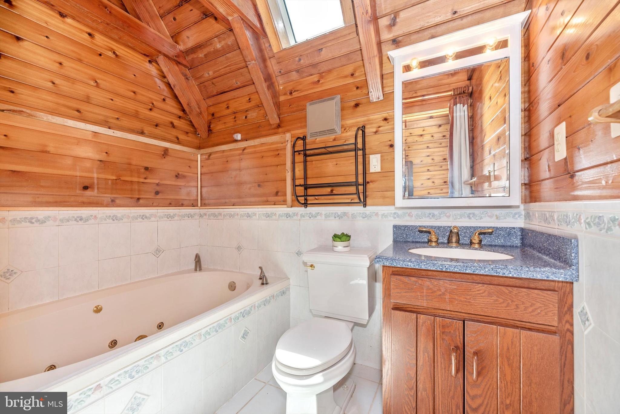 6838 Mountain Church Road Middletown, MD 21769 - Photo 36 of 49 Primary Bathroom