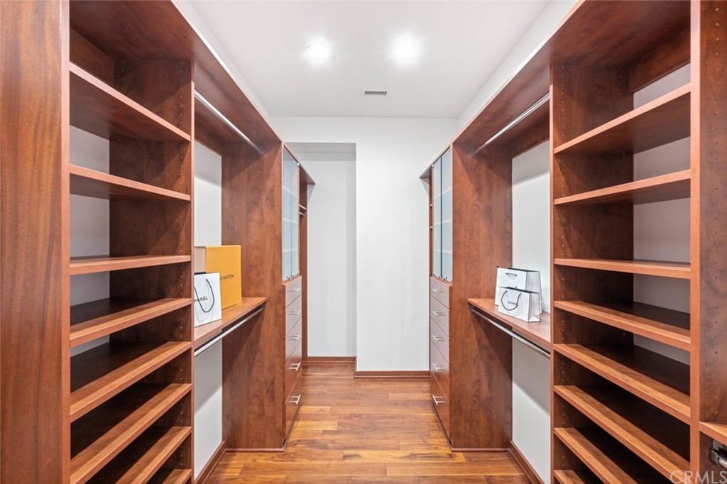 11 Camel Point Drive Laguna Beach, CA 92651 - Photo 23 of 67 Master Bedroom Walking Closet