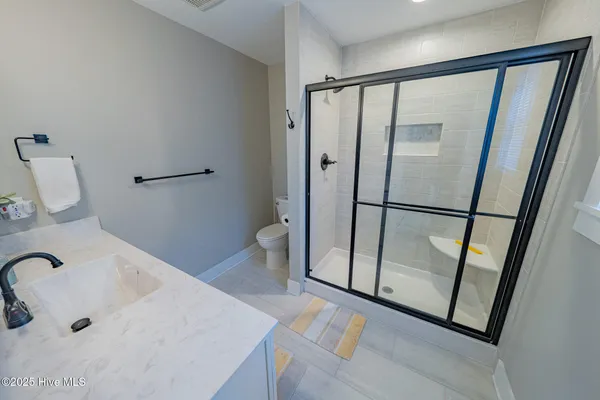 $699,900 | 500 West Eden Street, Kill Devil Hills, NC 27948