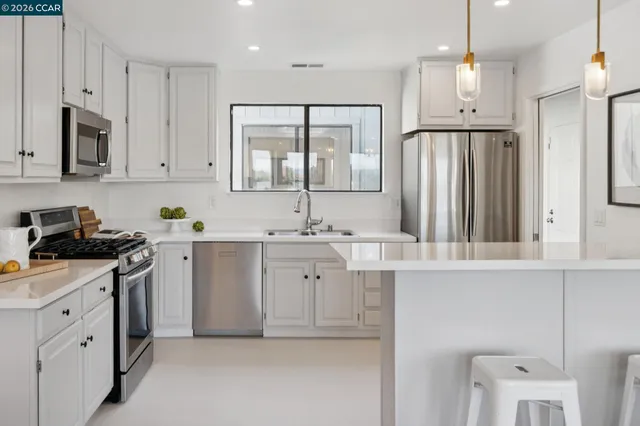 $1,850,000 | 3058 Polk Street, Unit 3, San Francisco, CA 94109