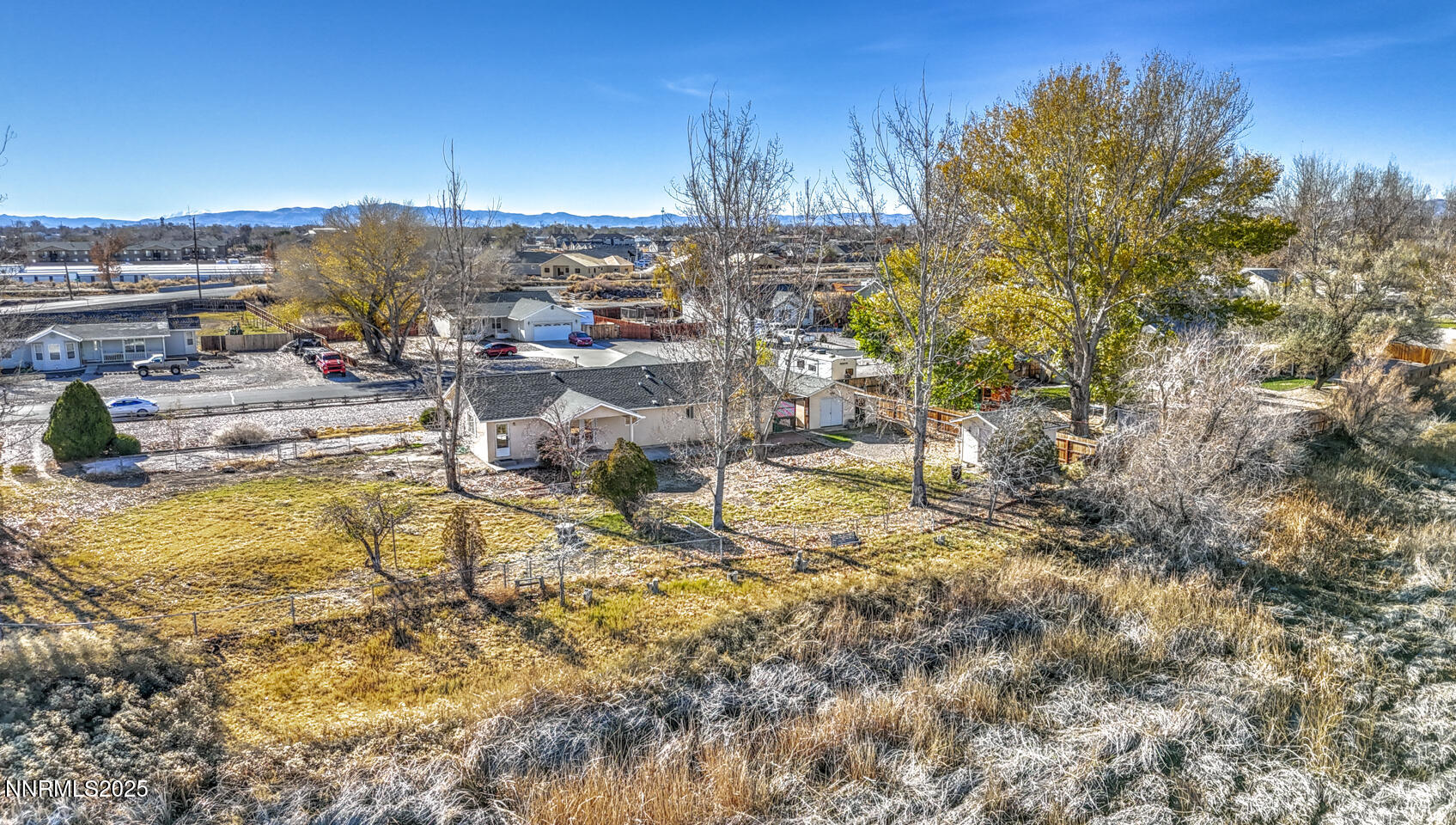 120 Hunter Park Way Fallon, NV 89406 - Photo 20 of 27 a view of a swimming pool and outside space