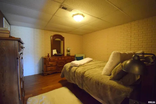 $365,000 | 677 County Road 105 East, Bluford, IL 62814